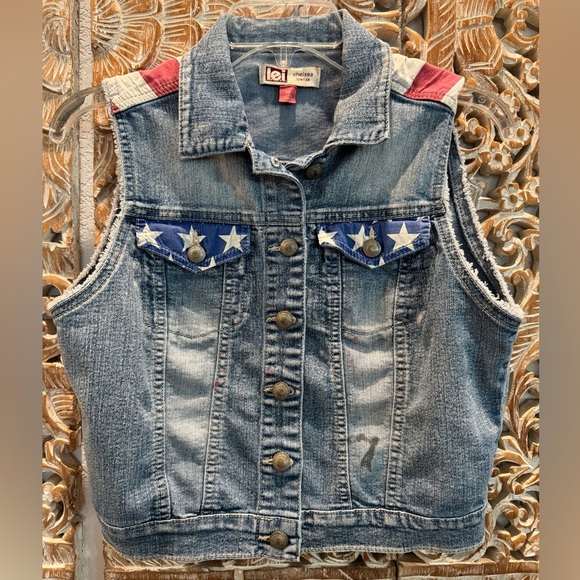 lei Jackets & Blazers - L.E.I. Stars & Stripes Chelsea Blue Jean Vest, Sleeveless- size M